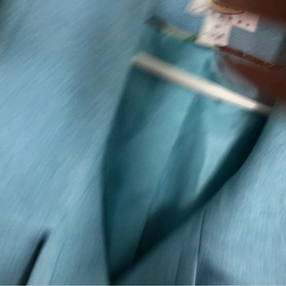 Talbot’s Beautiful Blue Short Jacket size 12 Petite - Picture 9 of 9